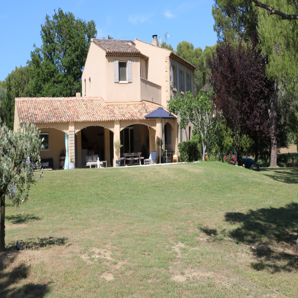 Offres de vente Villa Lauris 84360